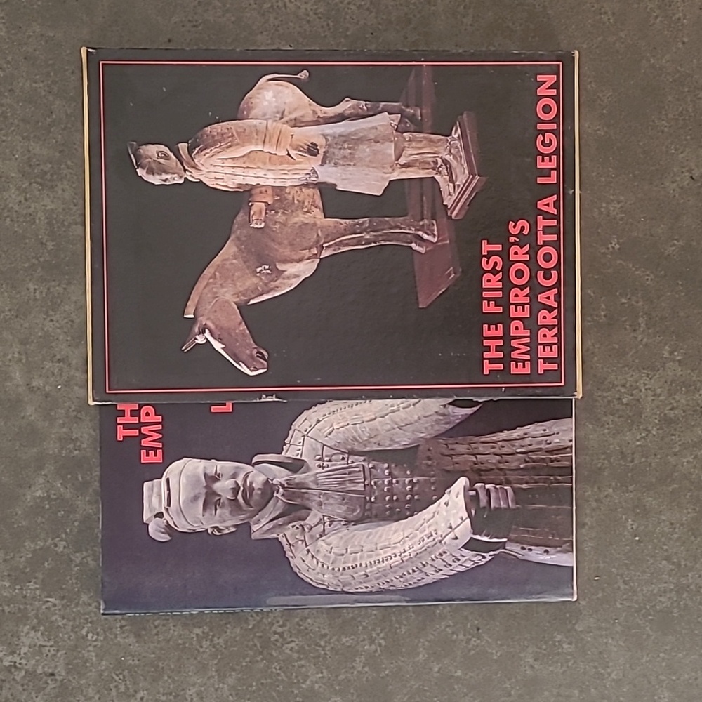 VINTAGE 1988 THE FIRST EMPERORS TERRACOTTA LEGION COFFEE TABLE BOOK HARDCOVER